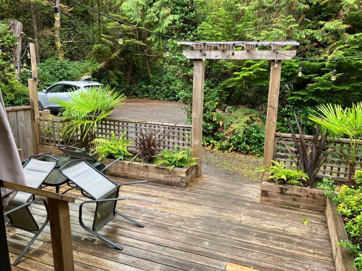 Sienna'S Tree House Apartment Tofino Ngoại thất bức ảnh